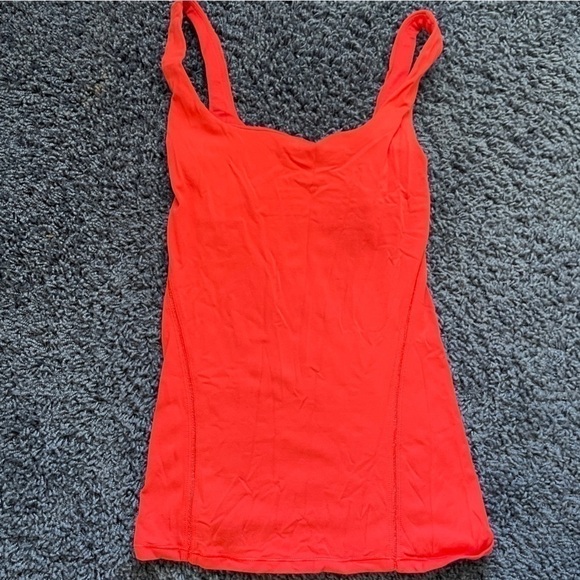 Lululemon Amala Tank Top Size 2 Red Alarming Yoga - Picture 2 of 7